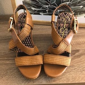 Jessica Simpson wedges tan